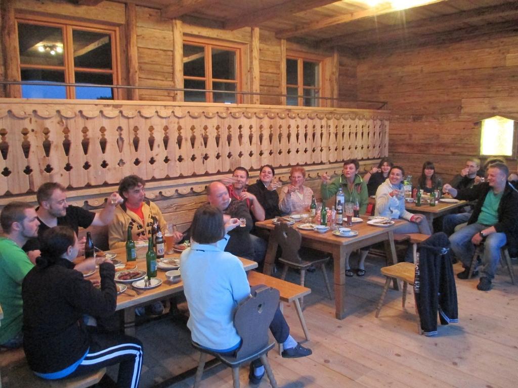 Stiedlbauerhof Villa Seeham Rum bild